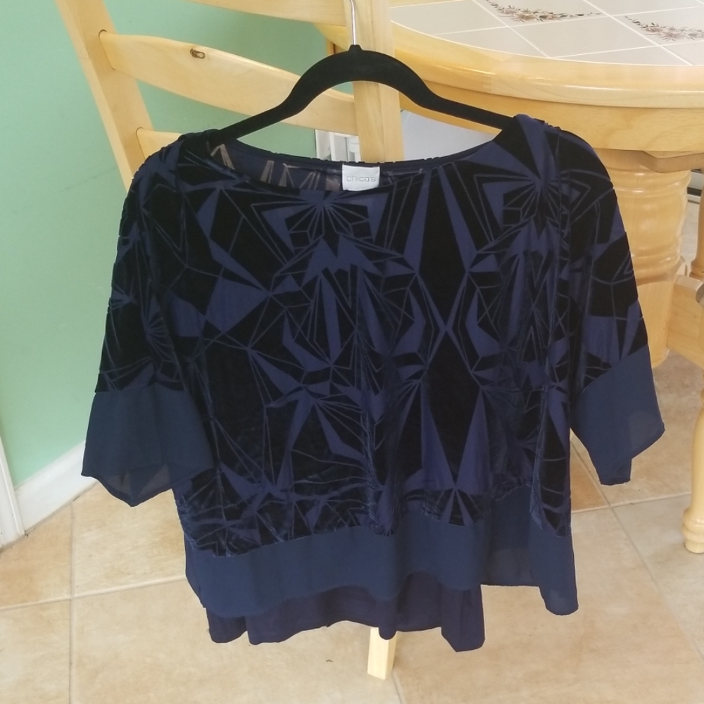 Chicos Navy flowy top with tank top medium
